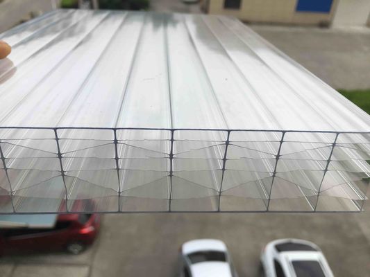 25mm Mehrwand-Polycarbonatplatten für LKWs Aerodynamik-Barriere, hohe Schlagfestigkeit