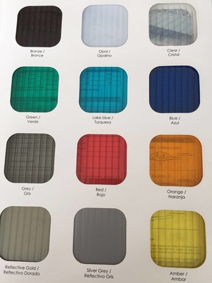Verschiedene Farbpolycarbonats-Deckung bedeckt -Material 6mm * 2,1 * 11.8m