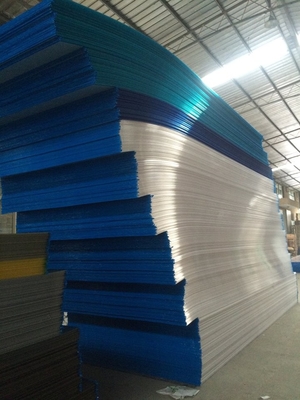 Verschiedene Farbpolycarbonats-Deckung bedeckt -Material 6mm * 2,1 * 11.8m