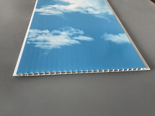 Heiß, 250 × 7mm Decke PVC-Platten mit blauem Himmel und weißen Wolken stempelnd
