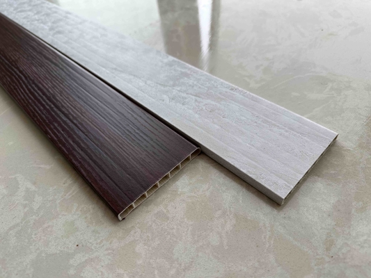 Anti-Kratz- und Flexible Holzfarbe PVC Skirting Line für einen geringeren Wartungsaufwand Schutz