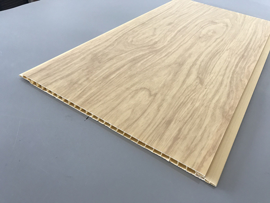 7.5 mm Dicke Korrosionsbeständige PVC-Holzplatten für Decke / Wand Verkleidung gelbe PVC-Deckenplatte