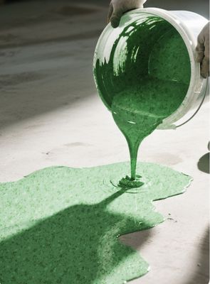 Zwei Komponenten selbstnivellierende Farbe Epoxy-Marmor-Ston Fußboden Umweltschonende Epoxy-Harz Fußbodenbeschichtung Zuhause Verwendung Farbe Sandfußboden