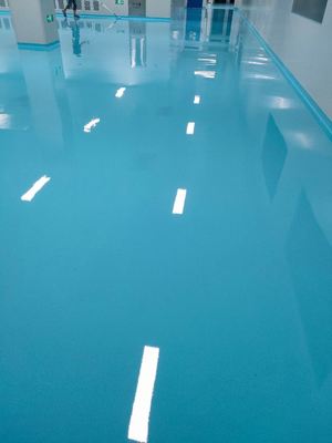 Niedrige Kosten Epoxidholz für Industriebetriebe Hochglanz Epoxidharz farbiger Sandboden Billige selbstnivellierende Bodenfarbe für Garten und Krankenhaus