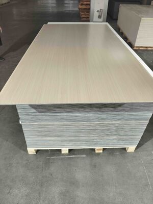 8mm 4ft*8ft Holzgroße PVC-Wandpaneele für die Innendekoration, Carbon-Kristall-Platte